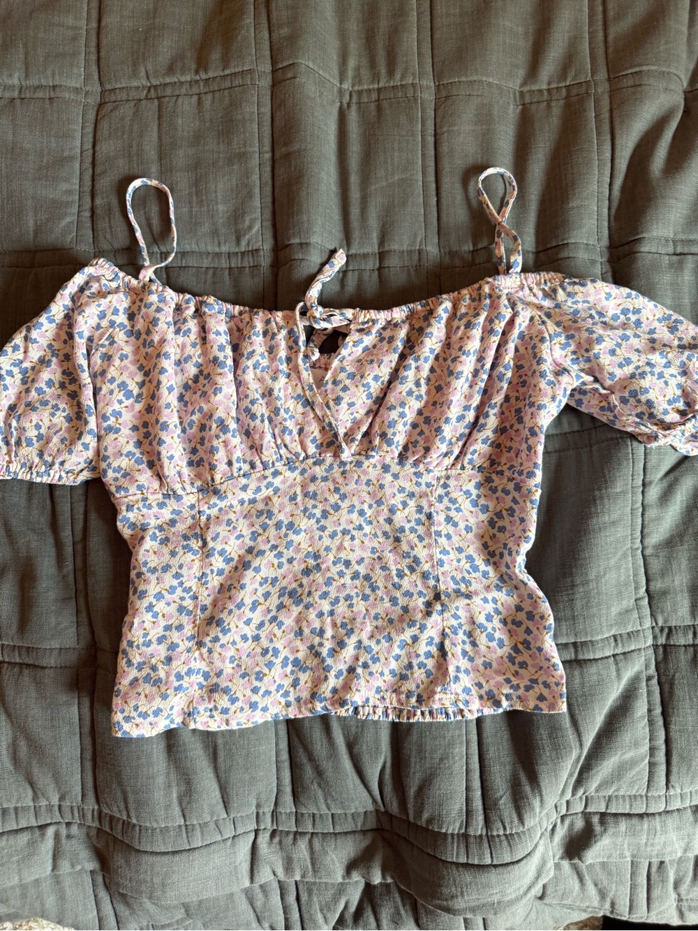 Astr Floral Off-Shoulder Camisole in Lavender and Blue